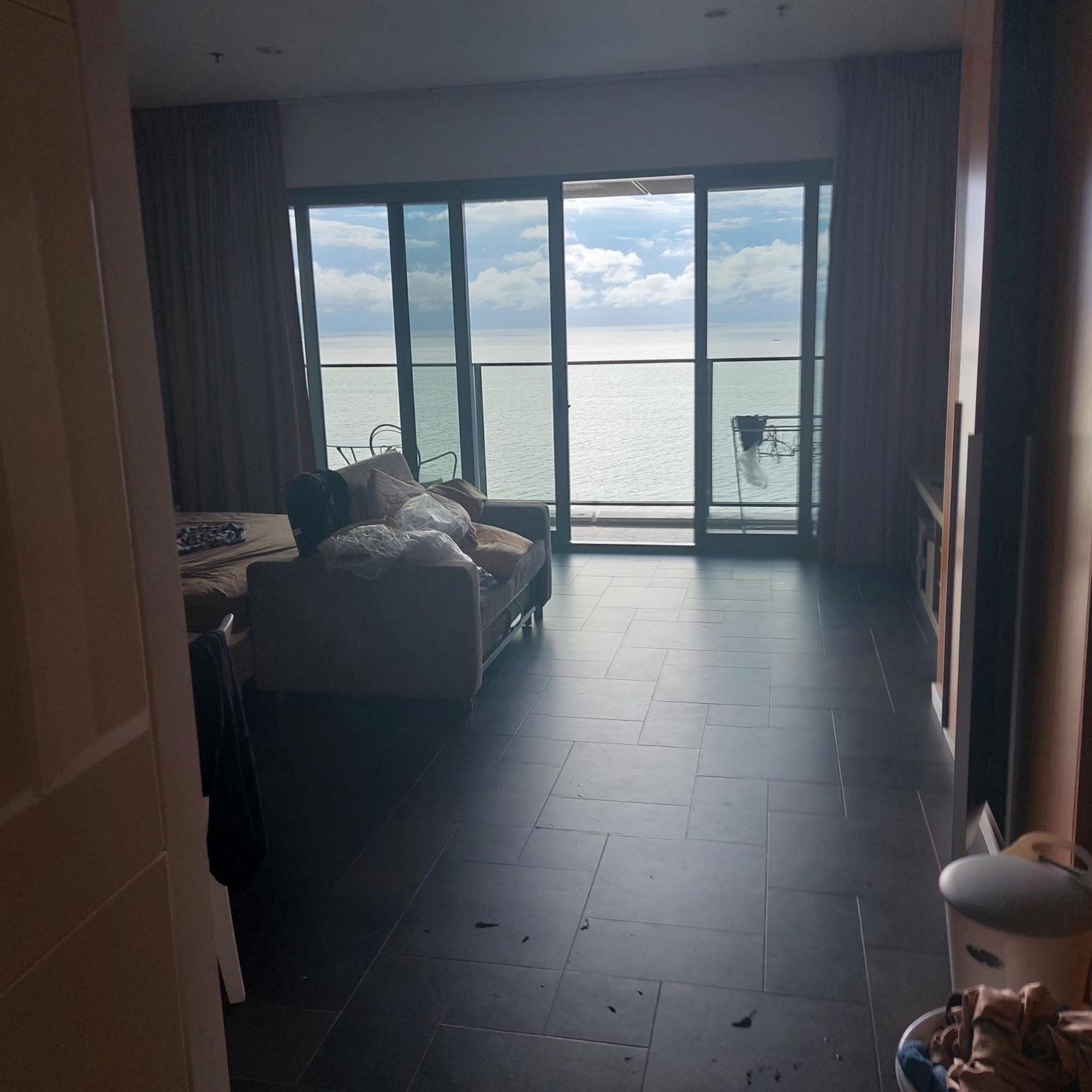 Sea View Apartment In Pattaya Exterior photo